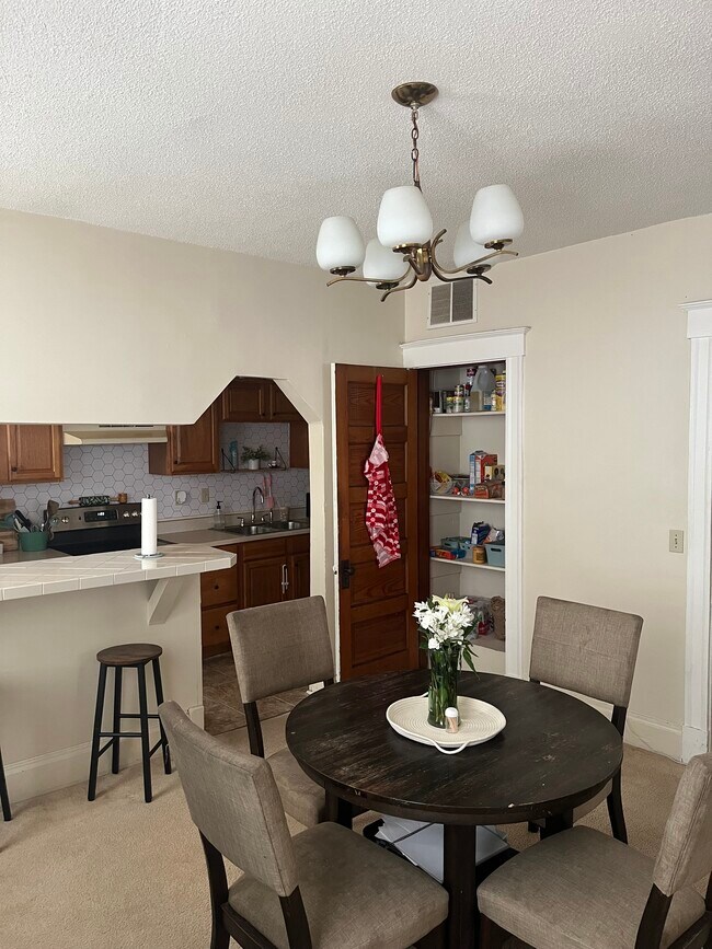 3453 Woodburn Ave unit 3, Cincinnati, OH 45207 - photo 5