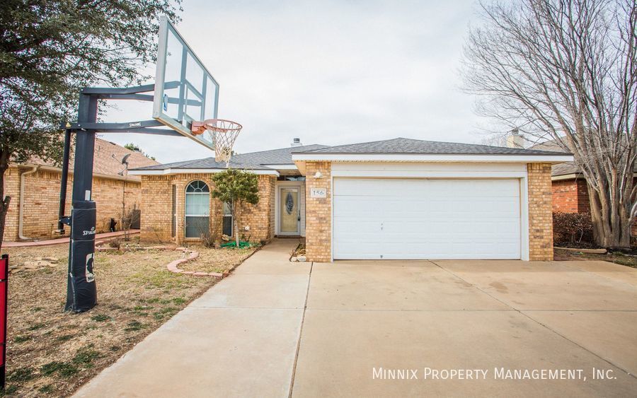 156 Frankford Ct, Lubbock, TX 79416 - photo 1