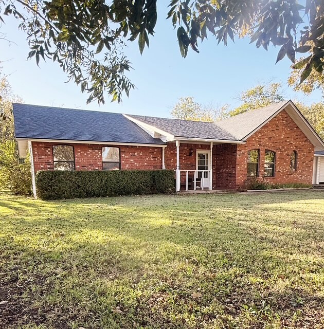 1106 N Harrison Ave, Sherman, TX 75090