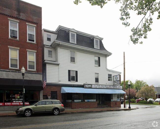 Lofts at 307 Main LLC, Woburn, MA 01801 - photo 7