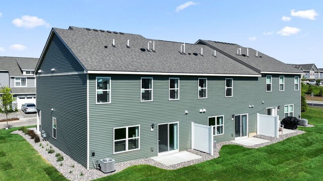 13720 Kaylemore Trail, Rosemount, MN 55068 - photo 2