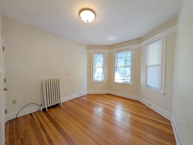 79 Conwell Ave unit 1, Somerville, MA 02144 - photo 7