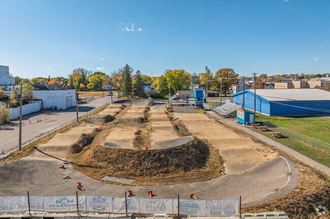 Jumps, turns, and serious action! Come master the track at Buffalo Creek BMX Park—Glencoe's home for BMX racing.