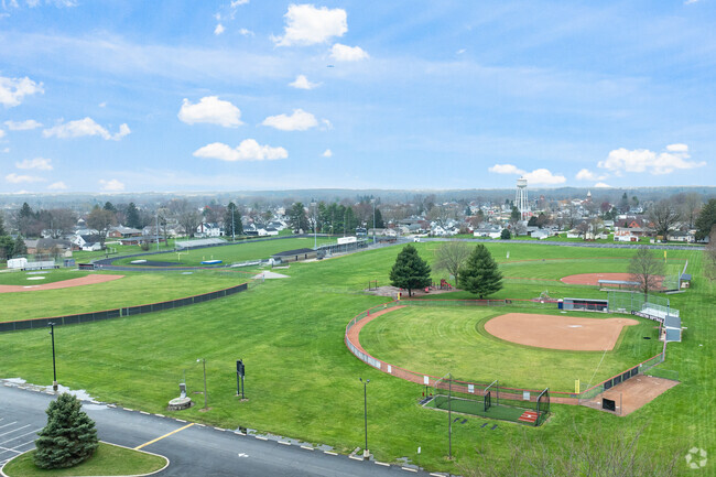 Covington Elementary/Junior High School has approximately 389 students.