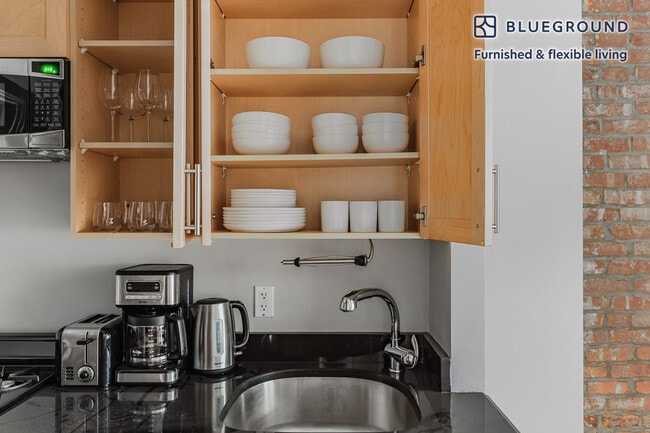 7 E 75th St unit FL3-ID1615, New York, NY 10021 - photo 7