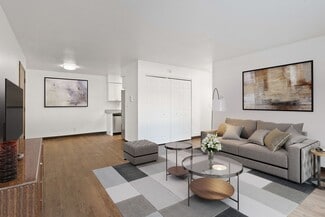 1023 W Main St, Watertown, WI 53094