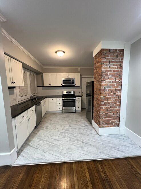 7428 Dunedin St unit 1, Detroit, MI 48206 - photo 1