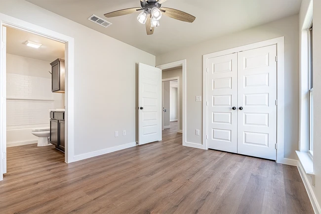 1201 87th St unit 36458842, Odessa, TX 79765 - photo 2