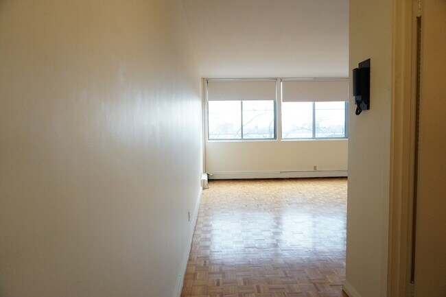1455 Commonwealth Ave unit 704, Brighton, MA 02135 - photo 5