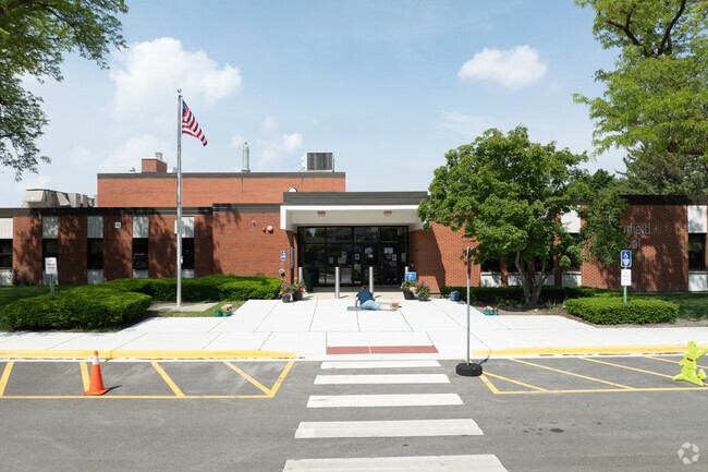 Plainfield Elementary School serves students grades K-5.