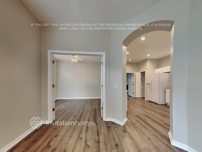 17905 Havenview Ln, Lutz, FL 33558 - photo 5