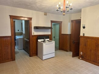 49 Houghton St Unit 1, Worcester, MA 01604