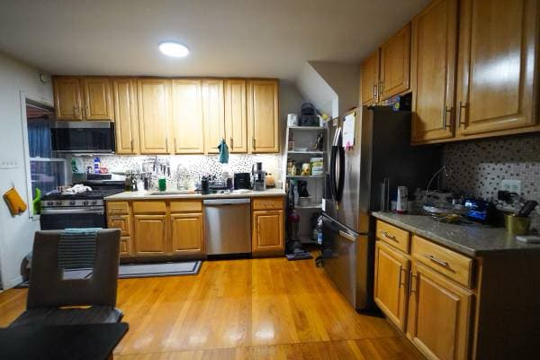 67-76 Dartmouth St, Queens, NY 11375 - photo 7