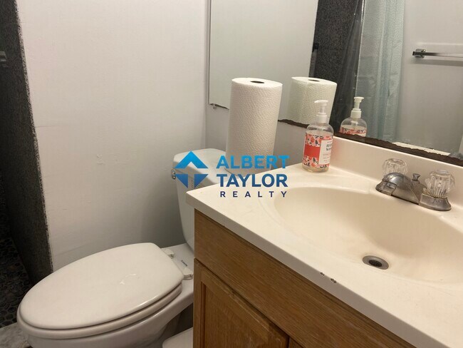 210 Hemenway St unit 216-1, Boston, MA 02115 - photo 6
