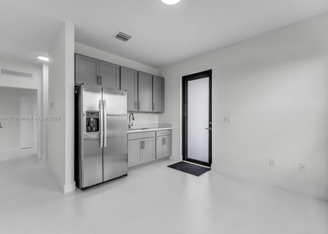 32206 SW 196th Ave, Homestead, FL 33030 - photo 3