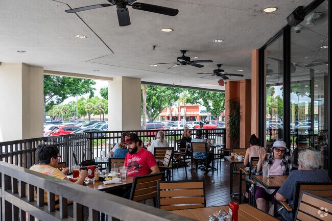 On the edge of Southern Oaks, Peach Valley Cafe is a beloved option for breakfast and lunch.