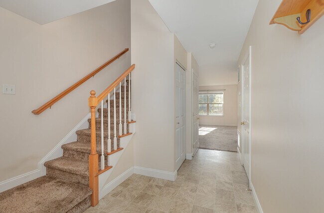 309 Buckley Dr, Harrisburg, PA 17112 - photo 4