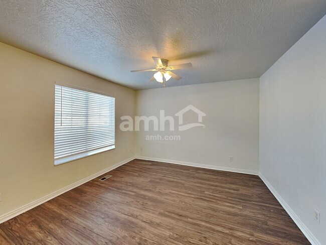 651 Saddlebrook Dr, Payson, UT 84651 - photo 5