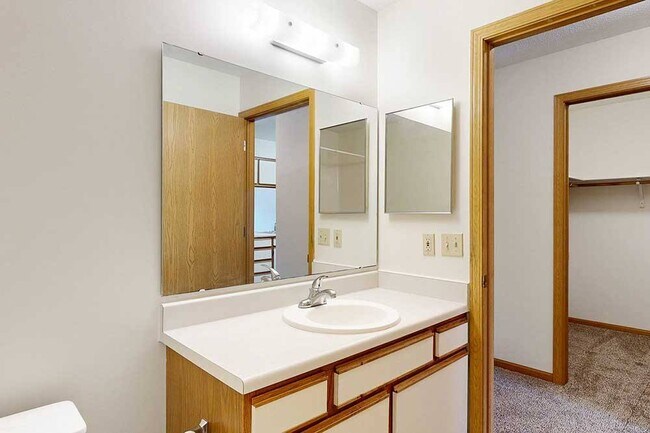 Highland View Apartments, Lincoln, NE 68521 - photo 6