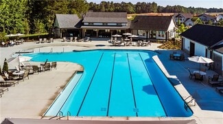 795 Crystal Lake Pkwy, Hoschton, GA 30548