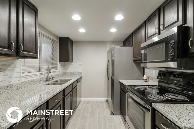 1747 Tallo Way, Orlando, FL 32818 - photo 6