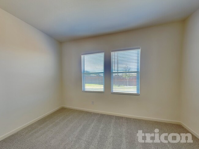 12645 Big Rnch Rd, Fort Worth, TX 76179 - photo 6