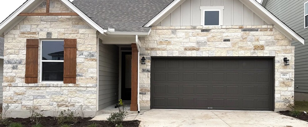 193 Crater Lake Dr, Dripping Springs, TX 78620 - photo 1