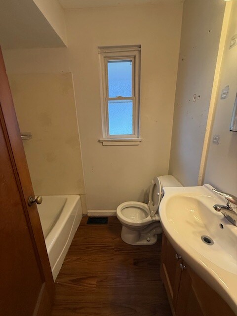 372-374-374 S Huron Ave unit 372, Columbus, OH 43204 - photo 6