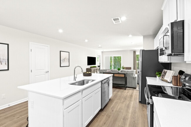 5021 Burmese Trail unit 36924086, Spartanburg, SC 29306 - photo 5