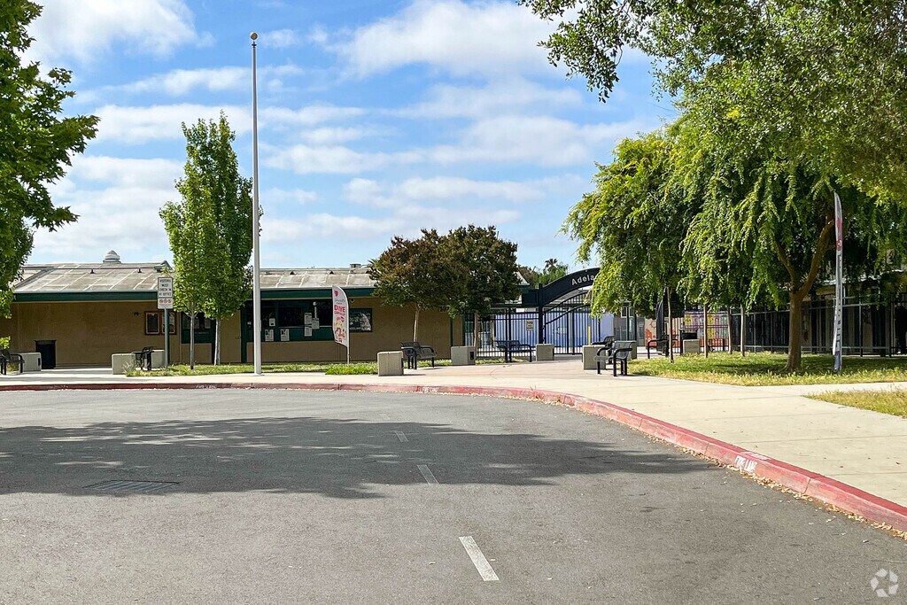 Adelante Dual Language Academy II has a robust and simple design.