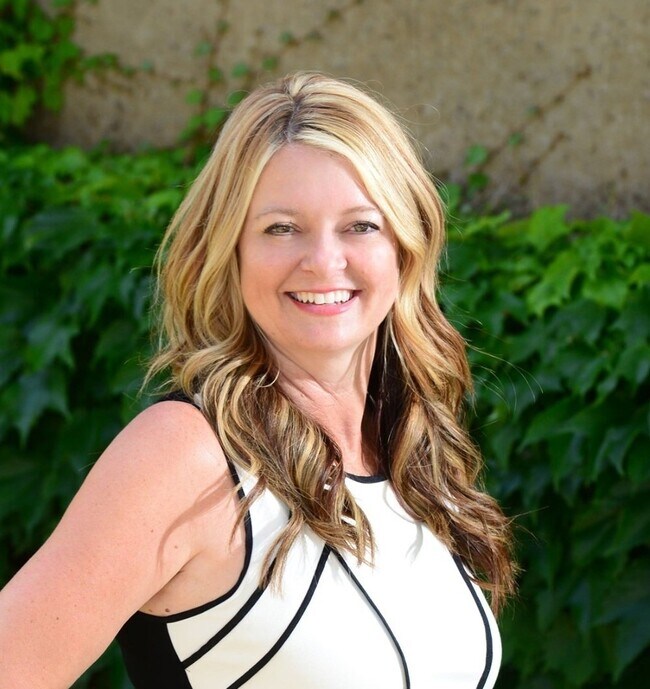 Yvette Sloan