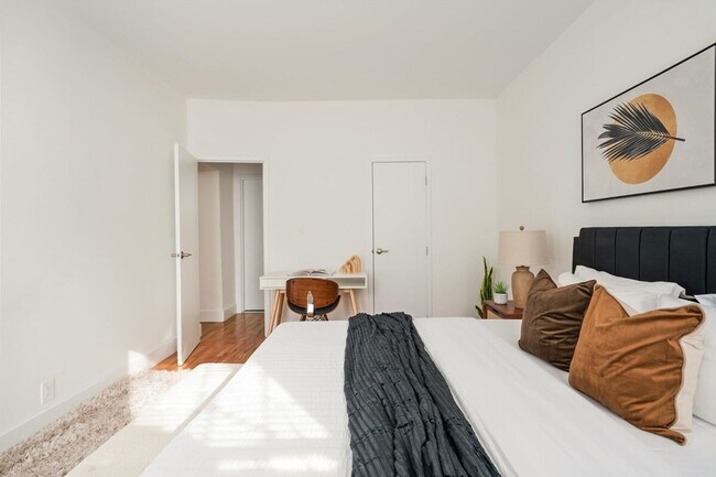 444 W 48th St unit FL2-ID1022026P, New York, NY 10036 - photo 7