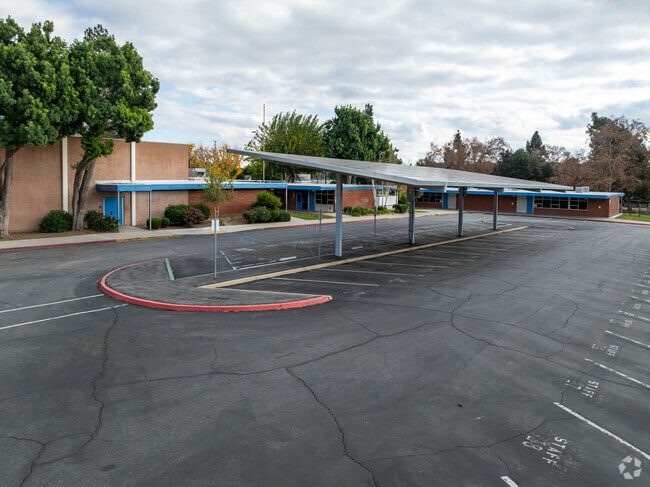 Cullen Elementary School's parking lot.