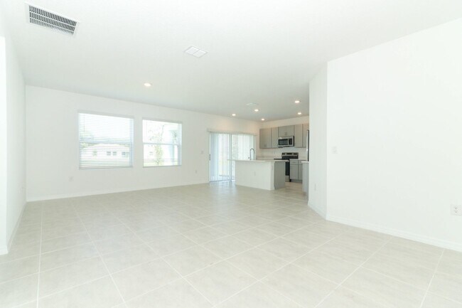 2091 Babbling Brook Blvd, Auburndale, FL 33823 - photo 5