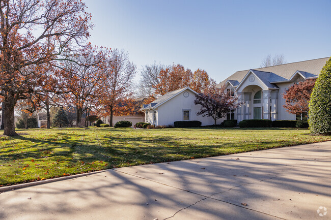 A range of home styles can be found throughout Arbor Hills.