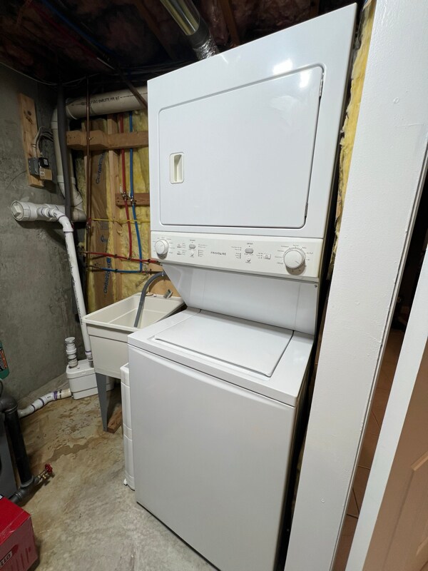 655 Middle Country Rd, Coram, NY 11727 - photo 4