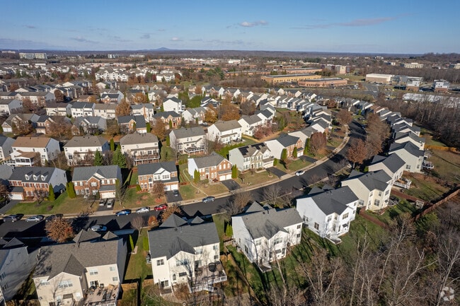 This Ashbrook neighborhood has both single family homes and town homes as well.