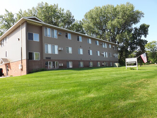 1060 7th St SE, Saint Cloud, MN 56304