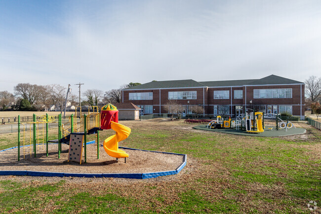 Brighton Elementary School scores a B- in diversity from Niche.