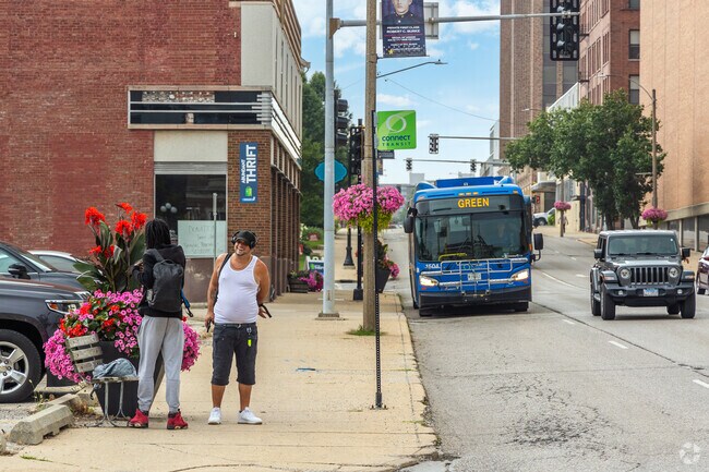 Connect Bus is a transit option for residents of Broadway-Fell Corridor.