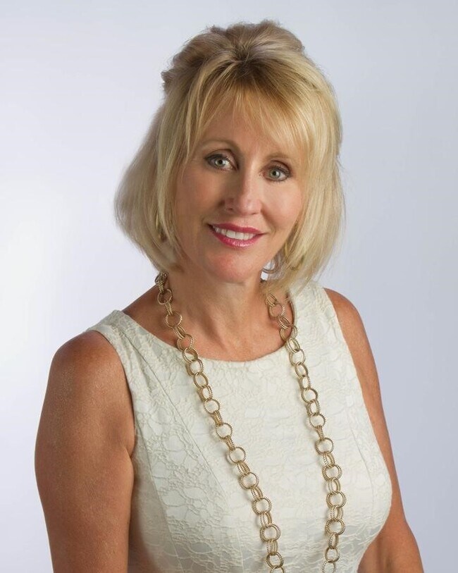 Lynne Boone