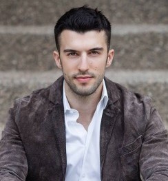 Agent Photo