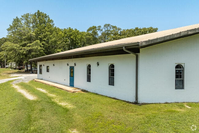 Apostolic Christian School students come from the surrounding area.