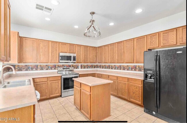 6935 W Carson Rd, Laveen, AZ 85339 - photo 4