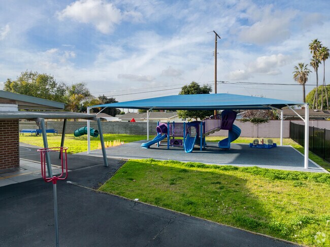 Wescove Elementary School provides Kindergarten for its local students.