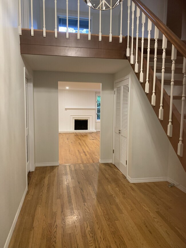 1760 SW 90th Ave, Portland, OR 97225 - photo 4