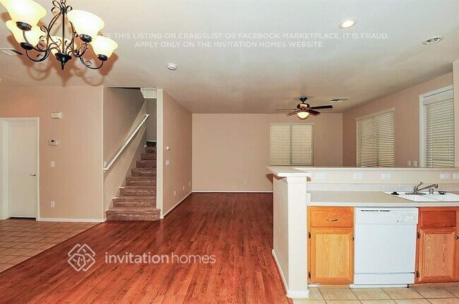 5217 Pioneer Cabin Ct, North Las Vegas, NV 89031 - photo 5