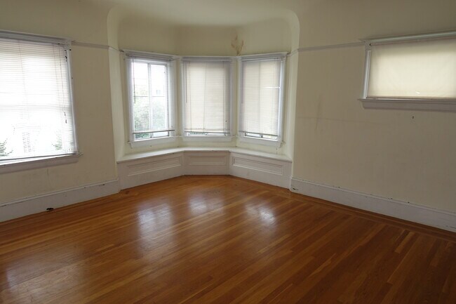 2339 Blake St unit 1, Berkeley, CA 94704 - photo 2