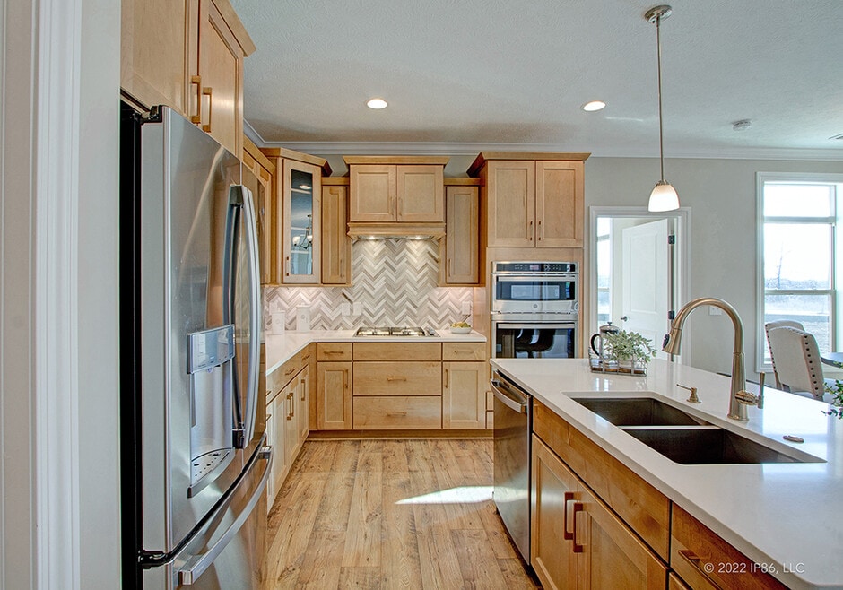 1008 NW Creekside Dr unit 37637625, Waukee, IA 50263 - photo 1