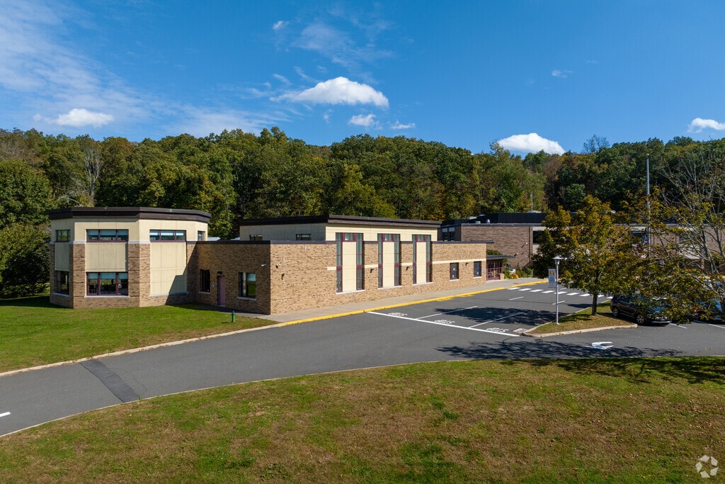 John Read Middle School building.